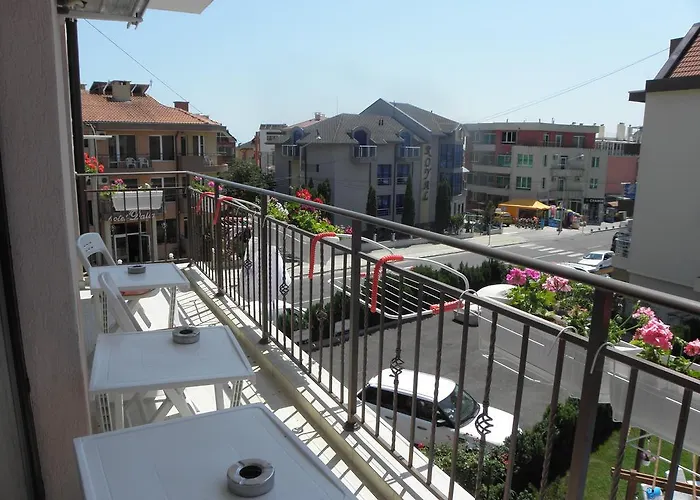 Hypnotic Complex Szálloda