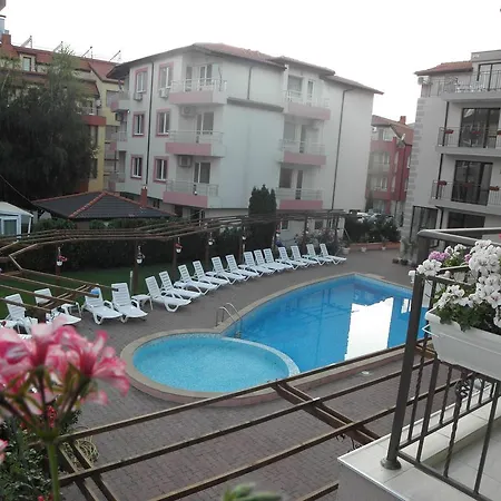 Ξενοδοχείο Hypnotic Complex 2*