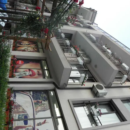 Hypnotic Complex Hotel