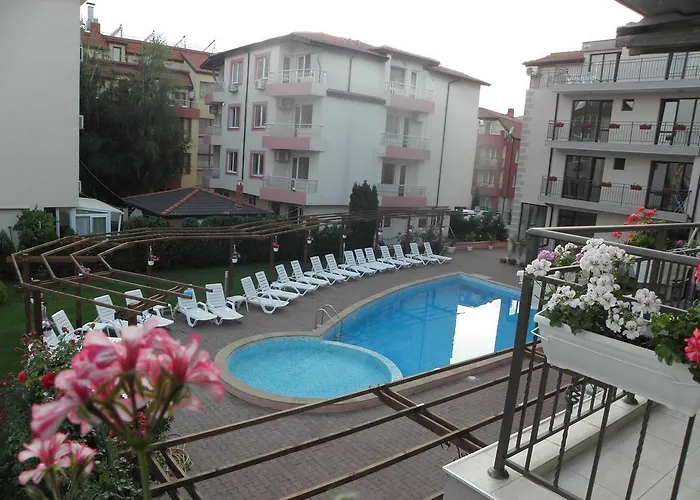 Szálloda Hypnotic Complex 2*