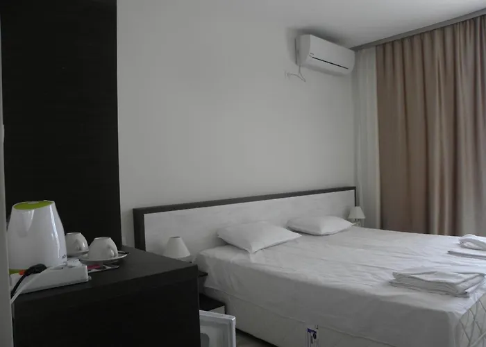 Hypnotic Complex 2* Neszebar